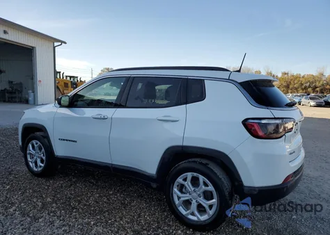 2024 Jeep Compass Latitude из США, поврежденный, VIN 3C4NJDBN1RT124359